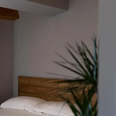 Lph - Dannunziano 公寓式酒店 *